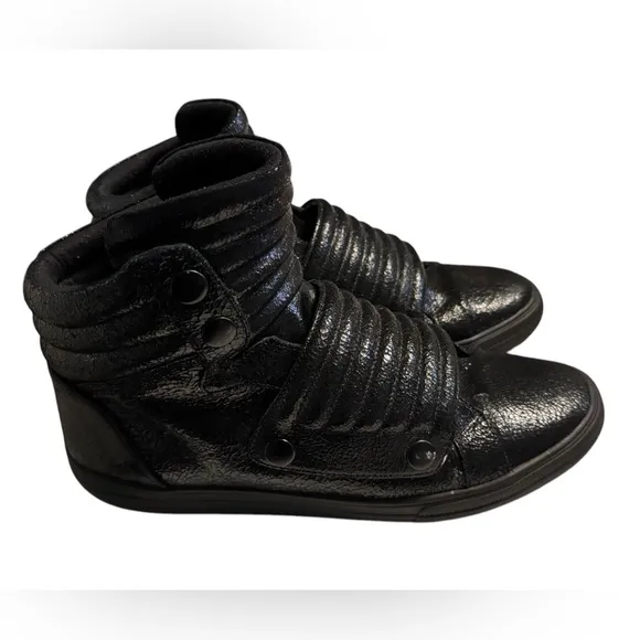 Aldo Jarren Modern Snap Over Black Textured High-Top Sneakers Men’s 12 MINTY