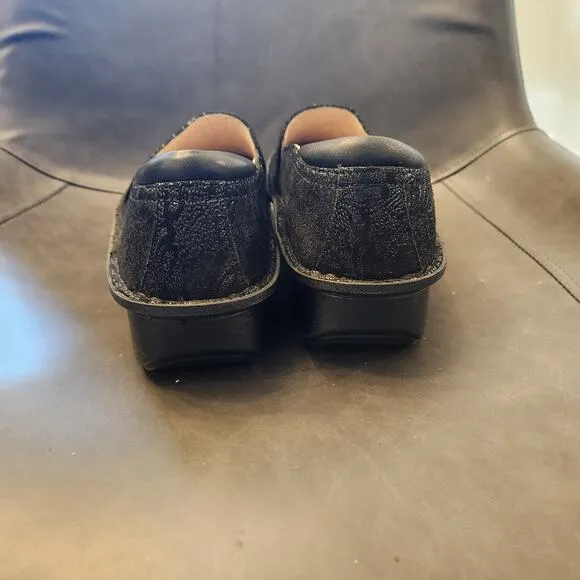 Alegria Debra Black Sprigs Clog Shoes Size 11