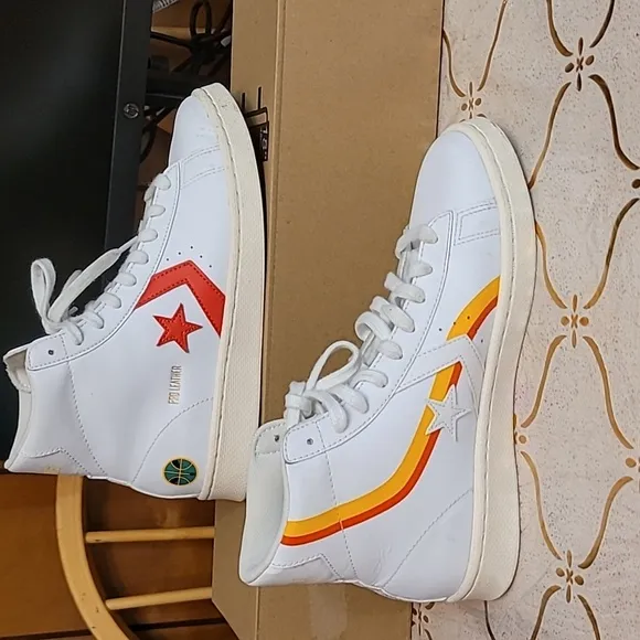 All Star Converse Roswell Rayguns High Shoes