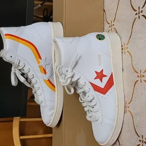 All Star Converse Roswell Rayguns High Shoes