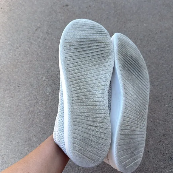 Allbirds Men’s Size 10 White Knit Sneakers Lace-Up Lightweight Eco Shoes