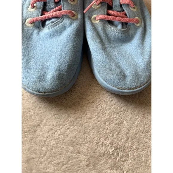 Allbirds Men's Size 9M Wool Runners Light Blue Special‎ Edition Lace Up Shoes