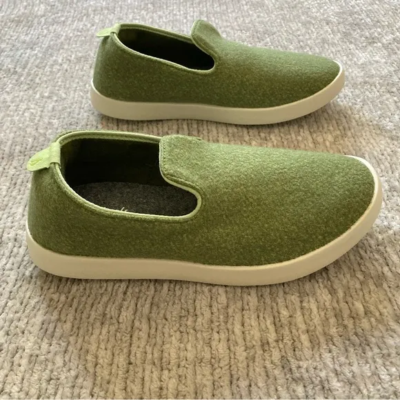 Allbirds Wool Loungers Youth Size 2 Green Slip-On Sneakers Eco Comfort Classic