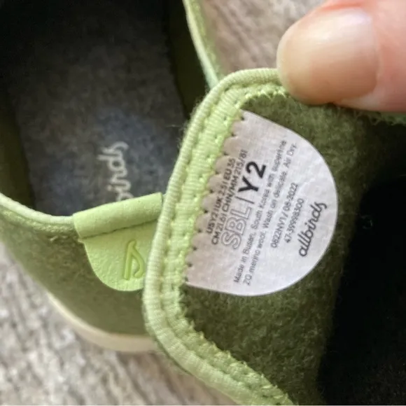 Allbirds Wool Loungers Youth Size 2 Green Slip-On Sneakers Eco Comfort Classic