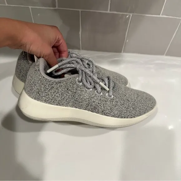 Allbirds Wool Runner Mizzles Shoes Light Gray Merino Wool Sneakers Size 8 Women
