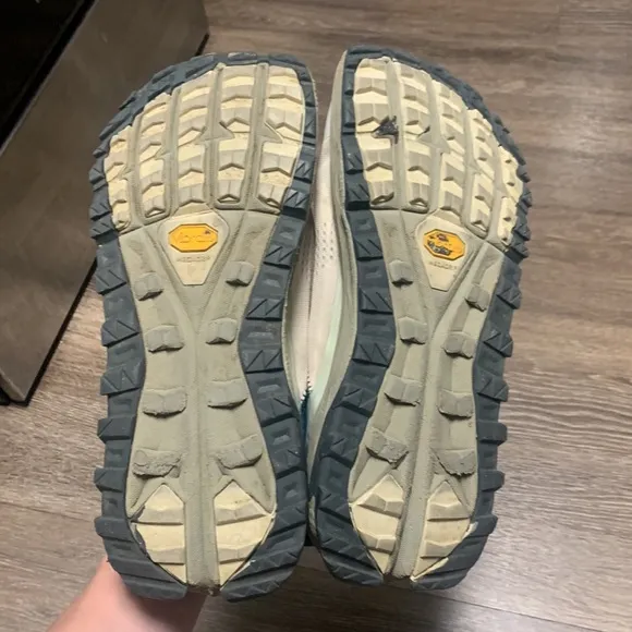 Altra Olympus 5 shoes