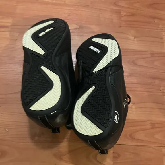 AND1 FURY LOW Men's Athletic Shoes Sneakers Size 9 Black &amp; White