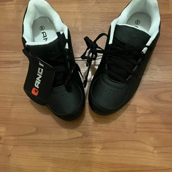 AND1 FURY LOW Men's Athletic Shoes Sneakers Size 9 Black &amp; White