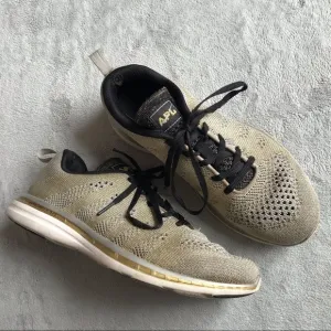 APL Techloom Pro Sneaker Metallic Silver Gold Knit