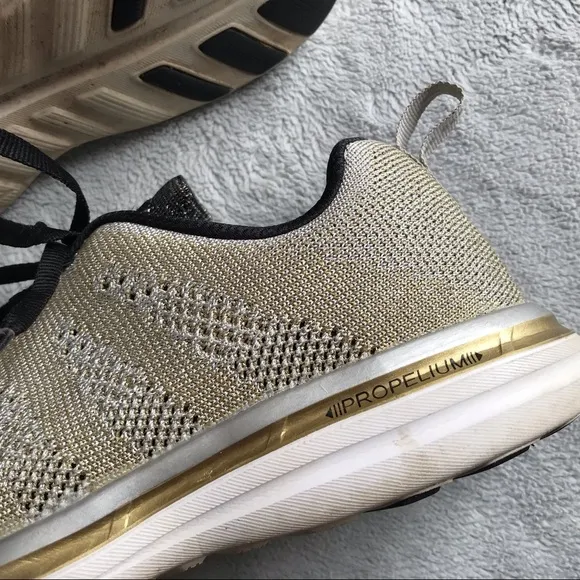 APL Techloom Pro Sneaker Metallic Silver Gold Knit