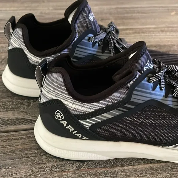 Ariat Fuse Gray Black Stripe All Terrain Running Sneakers Shoes Women’s 8