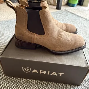 Ariat Men's Booker Ultra Adobe Mocha