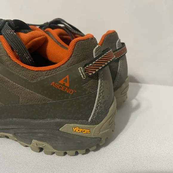 Ascend Approach II Low Waterproof Hiking Shoes for Men EUC size 9