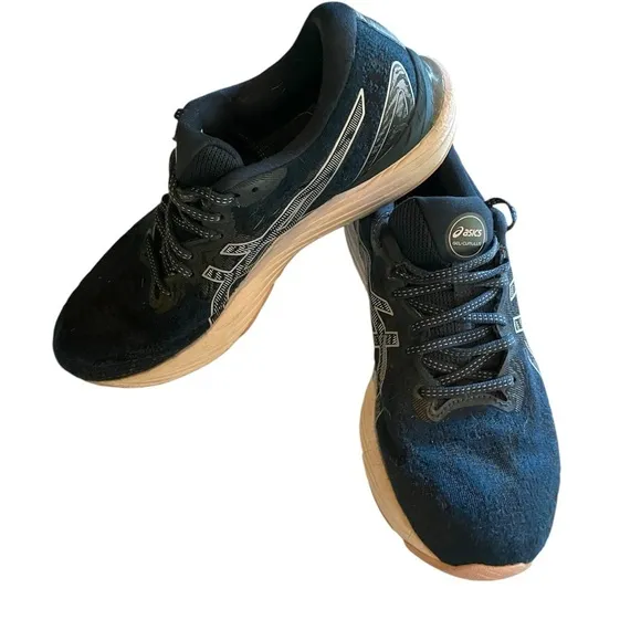 ASICS Gel Cumulus 23 Women Running Shoes 8.5