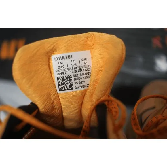 Asics Gel-Nimbus 22 Running Shoes - Men's Size 11.5 - Bright Orange