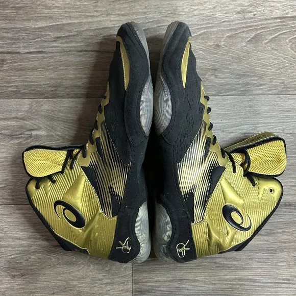 ASICS JB Elite IV Wrestling Shoes Men's 12 Black Gold 1081A016‎