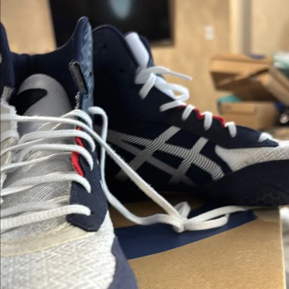 Asics Matcontrol 3 White and Red Athletic Shoes