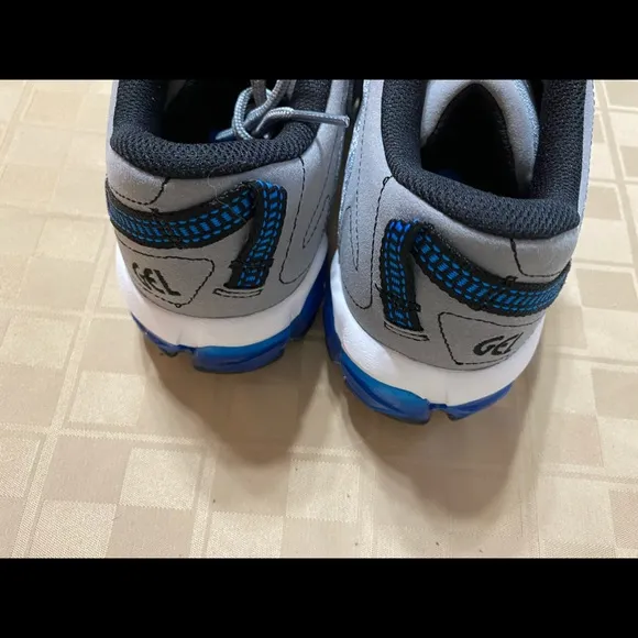 Asics Mens Gel Quantum 90 Trail 2 Shoes Size SAMPLE 1021A474 Gray Black NEW