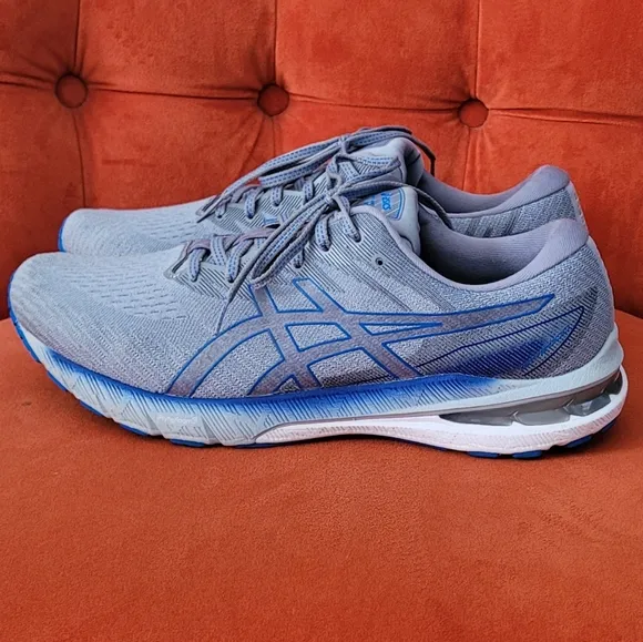 ASICS Men's GT-2000 10 Running Shoe (NO INSOLE) Size 11.5