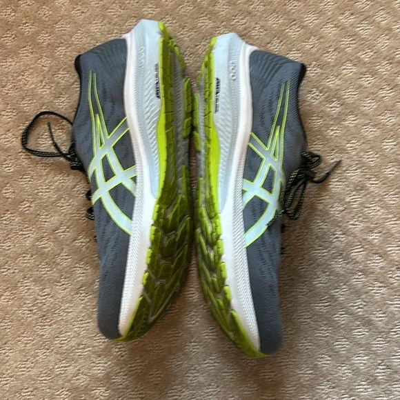 ASICS Men's GT2000 11 Gray and Green Running Shoes