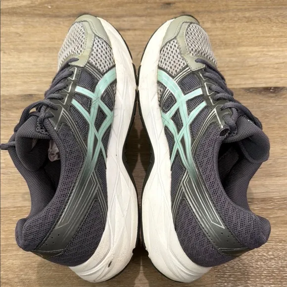 Asics Size 8 Gray and Green Athletic Shoes with Gel-Contend Cushioning