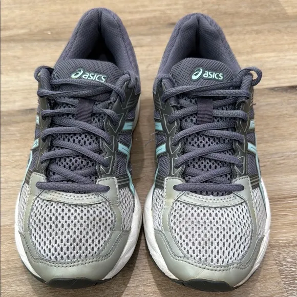 Asics Size 8 Gray and Green Athletic Shoes with Gel-Contend Cushioning