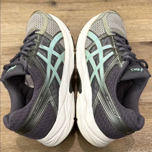 Asics Size 8 Gray and Green Athletic Shoes with Gel-Contend Cushioning