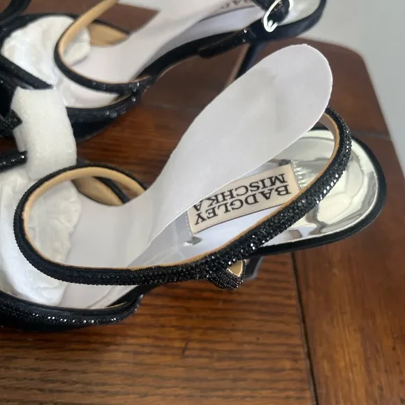 Badgley‎ Mischka Elaine Pump heel black bow detail New 6