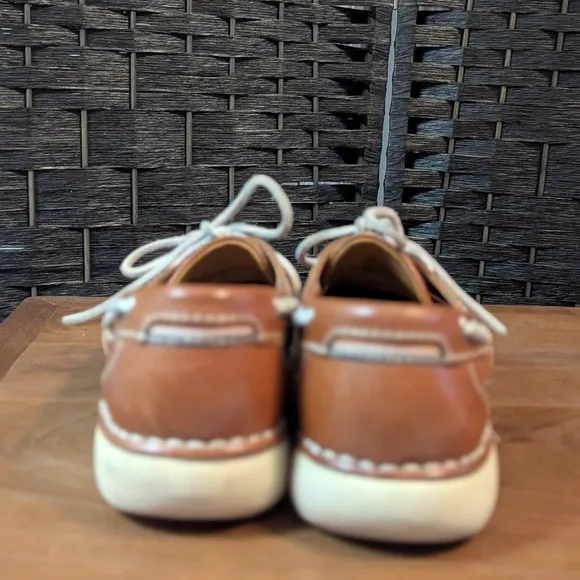 Bass Men's Brown Leather Boat Shoes Sz 7 Excellent Used Cond Deck Pool Beach