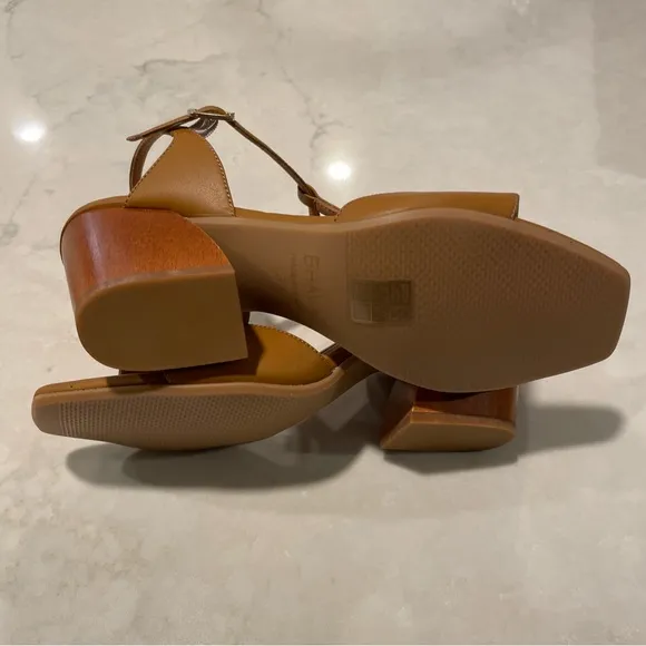 Bhava IMANI WEDGE SANDAL, Natural Color, Size 39 (US 8.5 - 9) - New, Spring