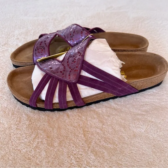 BIRKENSTOCK PURPLE LEATHER STRAPPY EMBOSSED SLIDE SANDALS SIZE 10 NWT