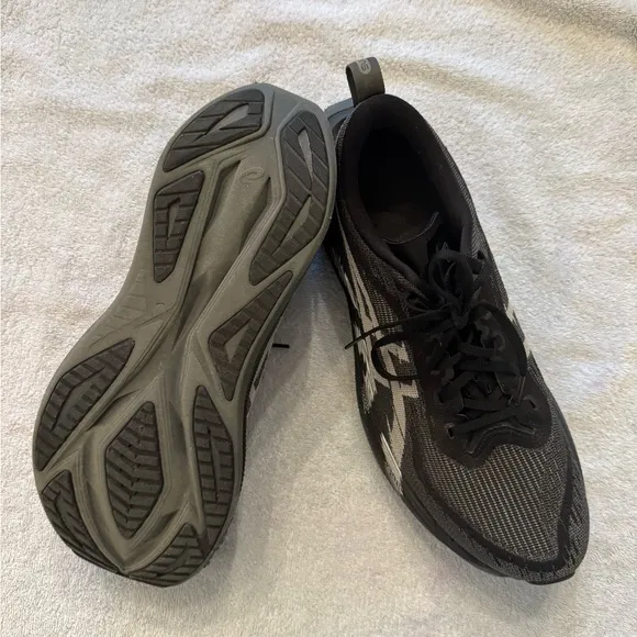 Black Athletic Shoes