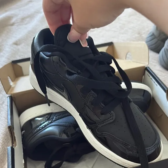Black Jordan Sneakers