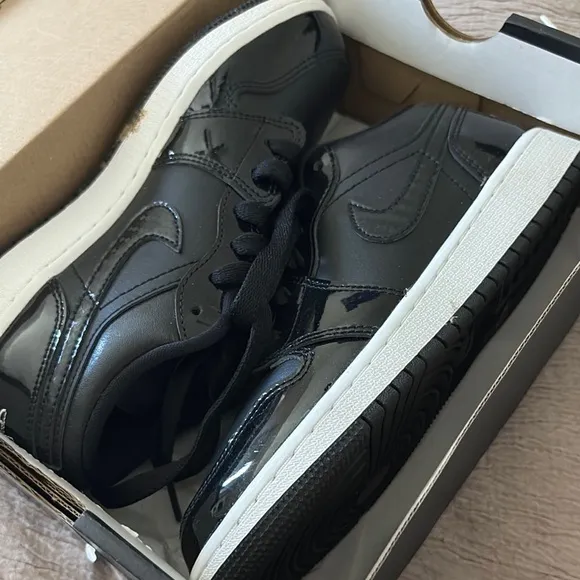 Black Jordan Sneakers