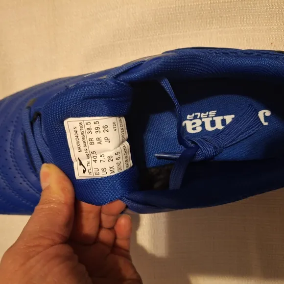 Blue Performance Athletic Shoes with Gold Highlights
