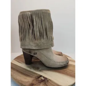 Born  Banbury Fringe Moc Bootie Women's Size 6 Tan Nubuck Heeled W02016
