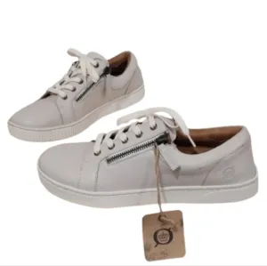 Born Paloma Low Top Sneakers Size 8.5 Beige Leather Zipper Lace up Comfort Shoes
