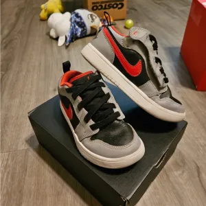 Boy’s Jordan 1 Low Shoes
