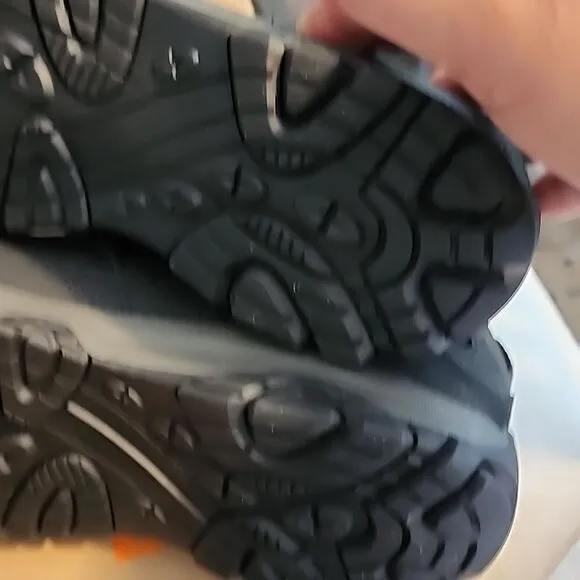 Boys Merrell Moab 3 Low Black shoes NWOT