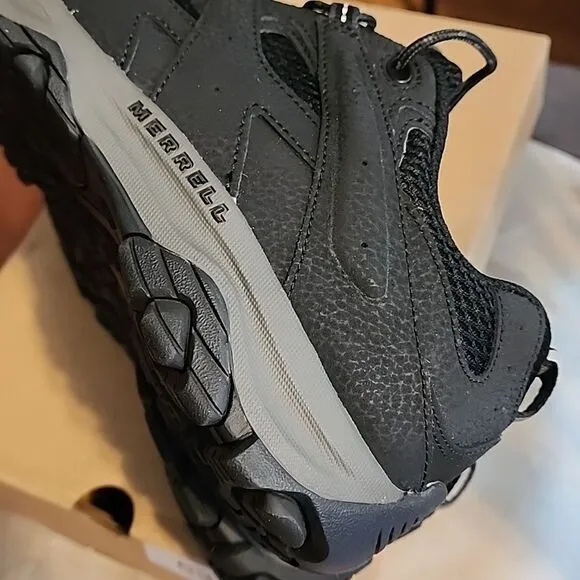 Boys Merrell Moab 3 Low Black shoes NWOT