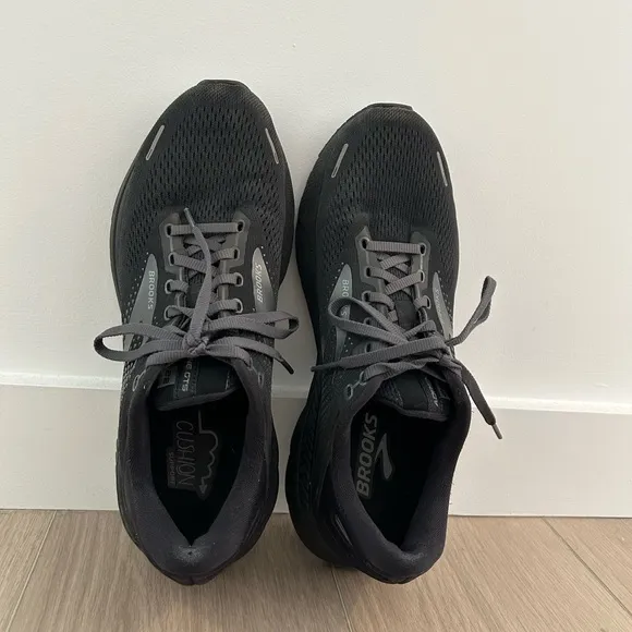 Brooks Adrenaline 22 GTS