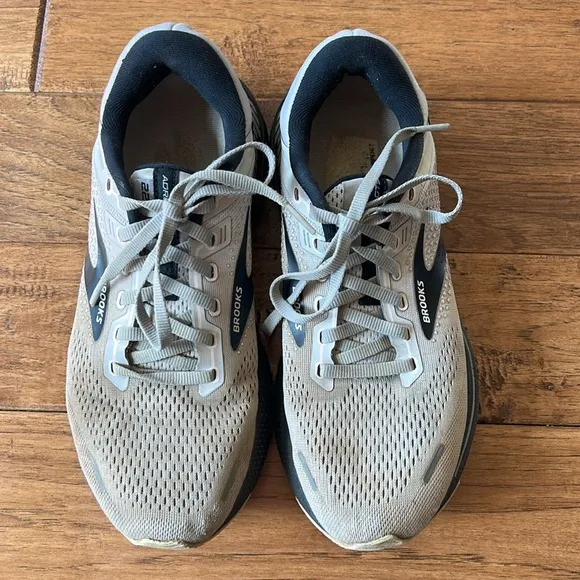 Brooks Adrenaline GTS 22 Road Running Shoes Gray Black Womens Size 9
