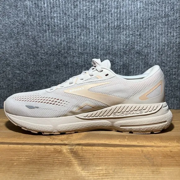 Brooks Adrenaline GTS 23 Womens Size 10.5 Running Shoes Off White 1203811B259