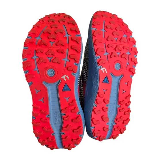 Brooks Caldera 6 Trail-Running Shoes, Size 9.5