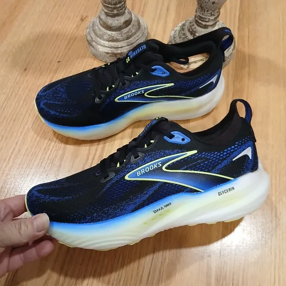 Brooks Glycerine 22 Comfort/Running/Medical Field Shoes Size 9 Men/10.5 Women