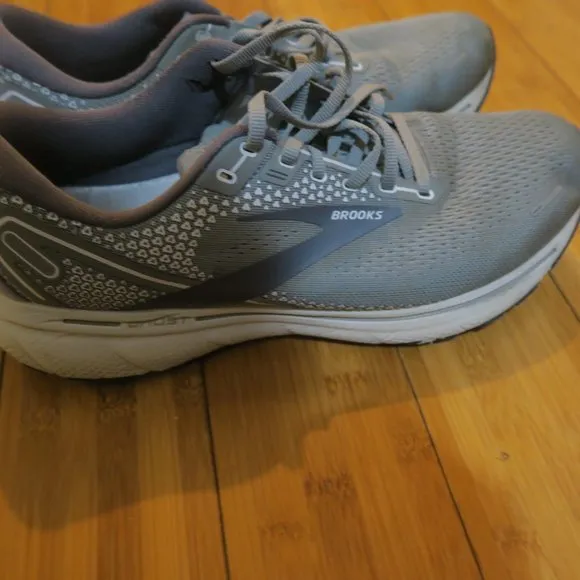 Brooks Men's Ghost 14 Gray Running Shoes Size 11 D Standard Width 1103691D067