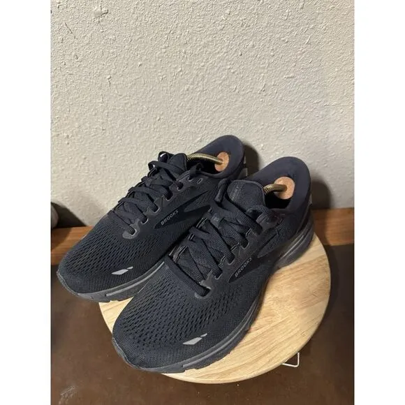 Brooks Men's Ghost 15 Lace Up Running Shoes Black Size:8.5 WIDE (2E) $120‎