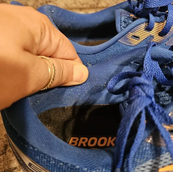 Brooks Men's Levitate 6 Running Blue/Orange Lowtop Sneakers/Shoes Sz 11