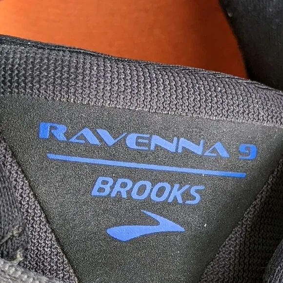 Brooks Ravenna 9 Running Shoes Sneakers - Ebony/Blue/Orange - Size 10 Medium (D)