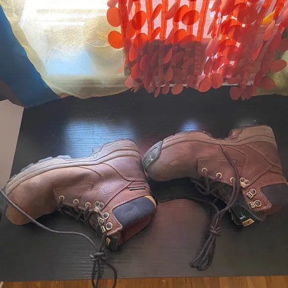 Carolina Lytning carbon toe waterproof brown leather work boots